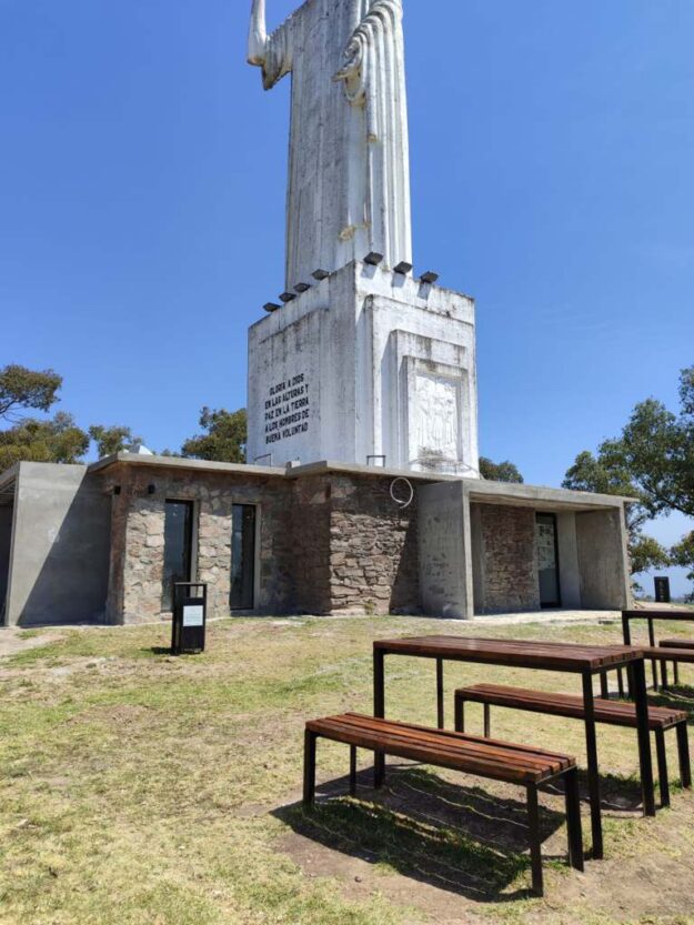 Refunc y ampliac store Cristo Bendic San Javier 04